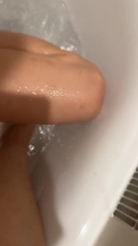 Washing Pussy