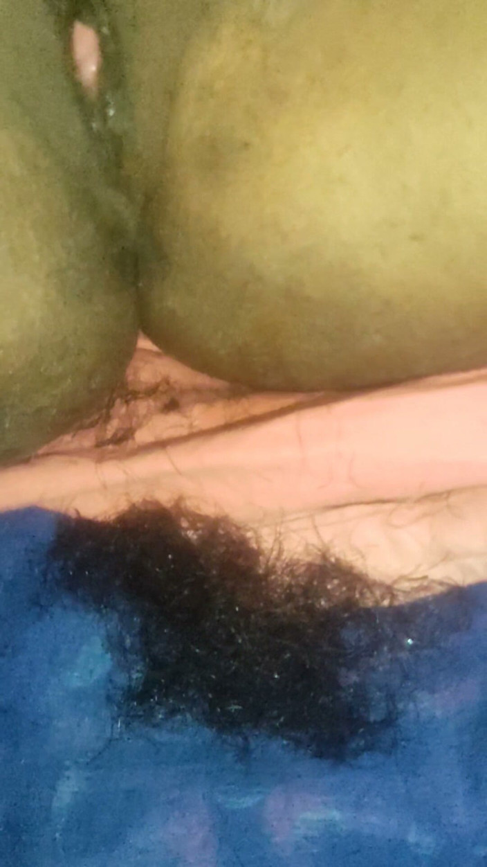 Hast matthun: Indisk Bhabhi Ki seving