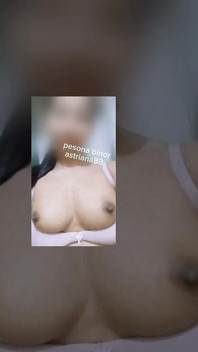 J.j. Herlina zeigt ihre große