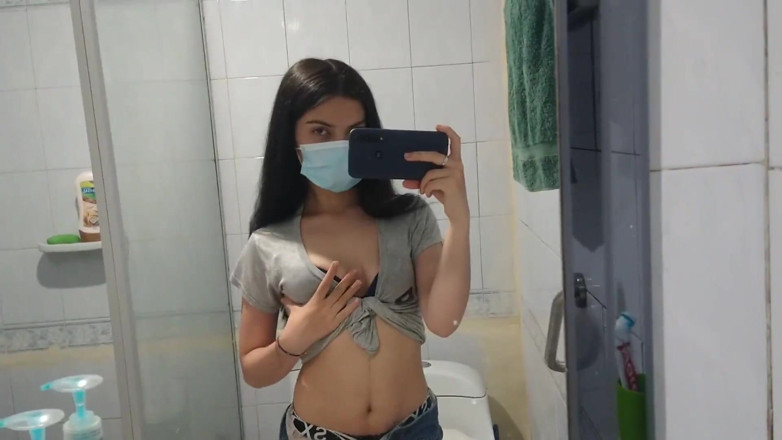 Jopy sex: Vecchio video esclusivo della sexy jopy laura che registra mentre...