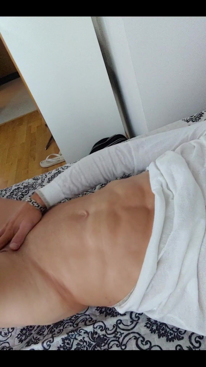 Boy jerking off: Người đàn ông solo