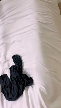 Desi arrapata milf gode del grosso cazzo di desi in tutte le posizioni