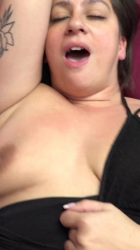 Alicia Justine podvádějícího manžela