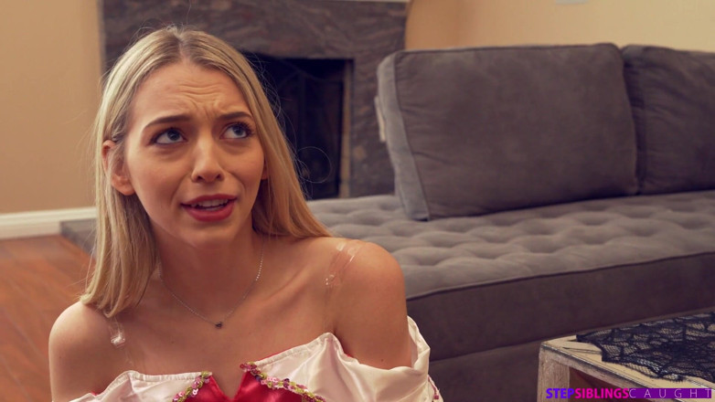 StepSiblings Caught: Styvbröder knep och godis - S15: e1