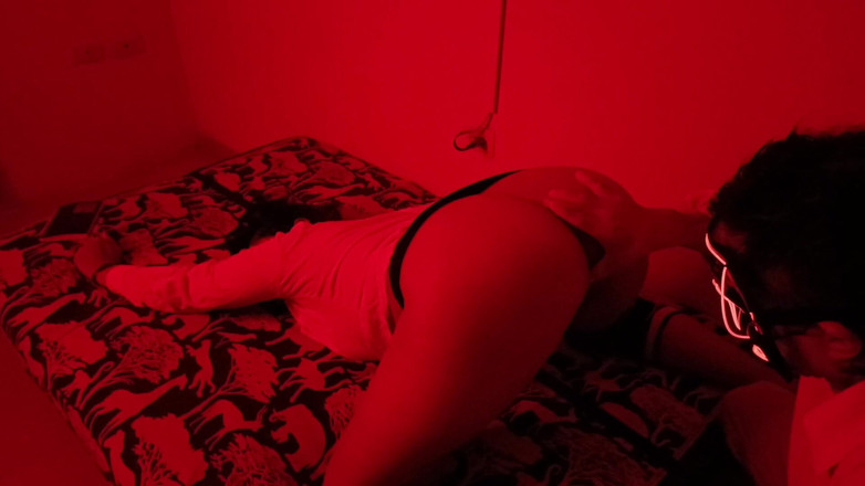 Lady: Peituda e rabuda enteada fode seu padrasto pervertido