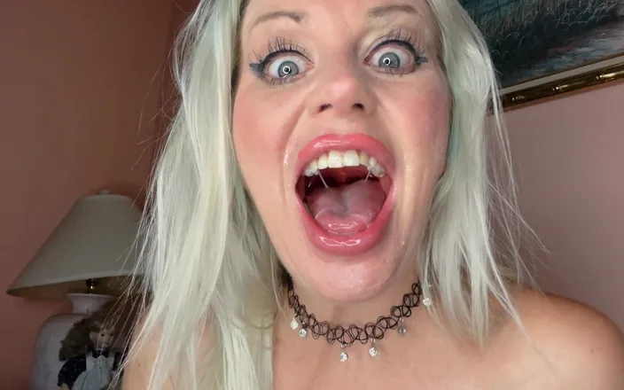 Sultry Silvea: Sultry Silvea Step Mommy Swallows You Like Cake