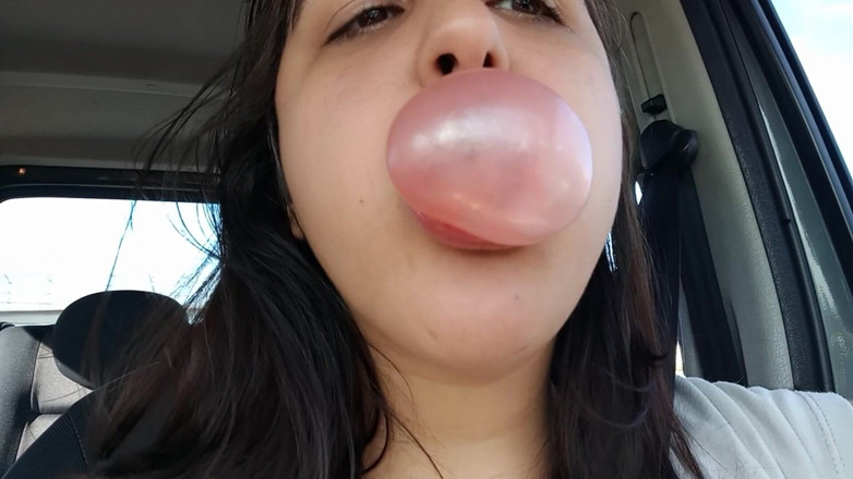 Bunny Looner: Doing Big Bubbles Next to My Uber Driver - Bunny Looner
