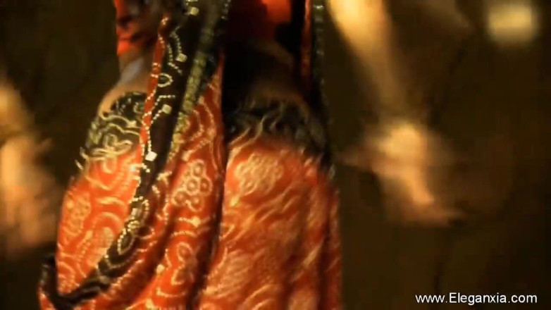 Eleganxia: Exotic dancer from the Oriental past