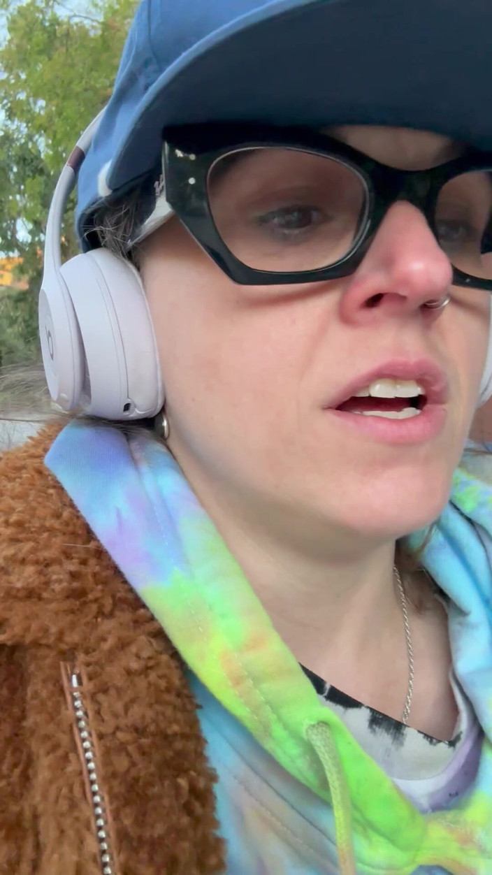 Suzy Wylde: 캘리포니아에서 3섬 재미