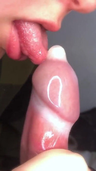 Komm in kondom, dann trinkt sie es! geschnittener clip