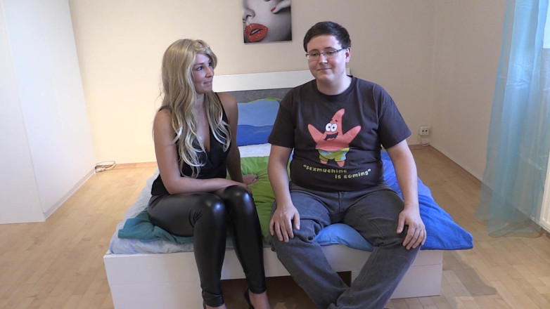 Casting66: Anne Sex Mit 18 J. Boy Nerd!