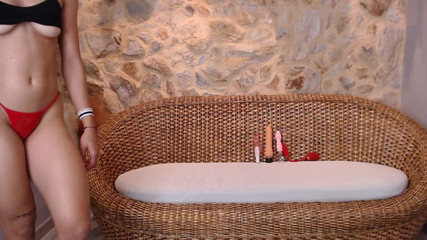 Shopia Rich: Badan saya hanya mahu disetubuhi oleh anda, datang sekarang dan...