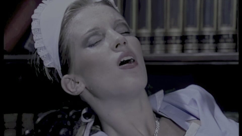 pornitaliangraffiti: Pokojówka tylko czekała na dużego czarnego kutasa dla swojego tyłka