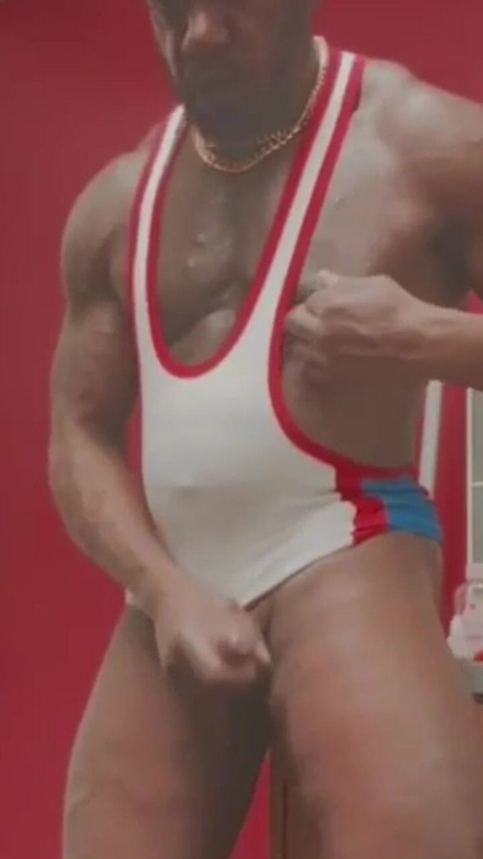Black mature kinky muscle: Muscle Geared in Tight White Cock Revealing Verbal