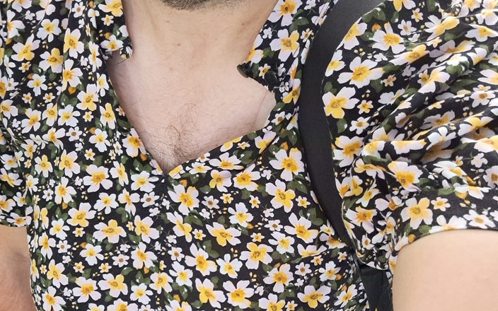 AntoniaTV: Sissy đi bộ ở nơi công cộng