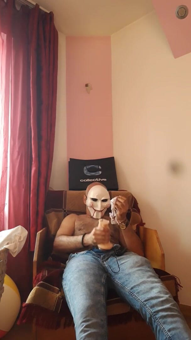 SingerMask: Jerking on pussy toy and wet panties