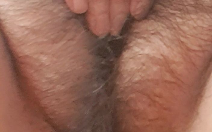Mommy big hairy pussy: Przezroczyste i owłosione majtki