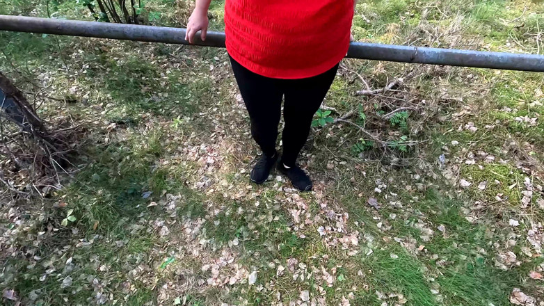 Bouncy Tits Action: Тренировка для мирового рекорда по ляппингу сисек No 1 - часть 8