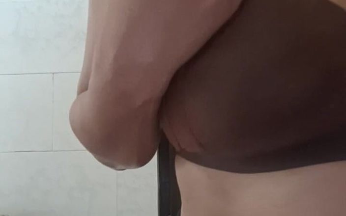 NaughtyWings: Ma salle de bain, branlette, blog