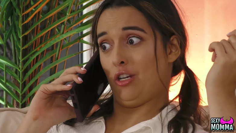 Sexy Momma XXX: Stepdaughter Summer Is in Trouble with Jess!