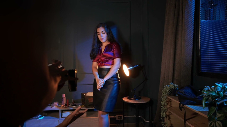 JudithCoxx: जूडिथ कॉक्स, सेक्सी सेक्रेटरी पर्दे के पीछे