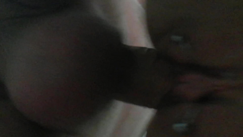Sub Slave: Lecca lo sperma dalla telecamera