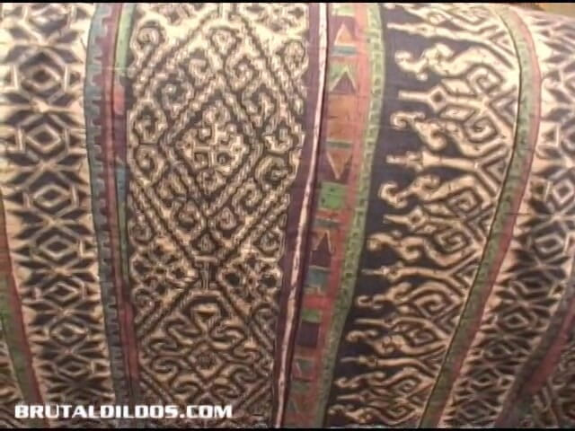 Rough Dildos: हिलेरी