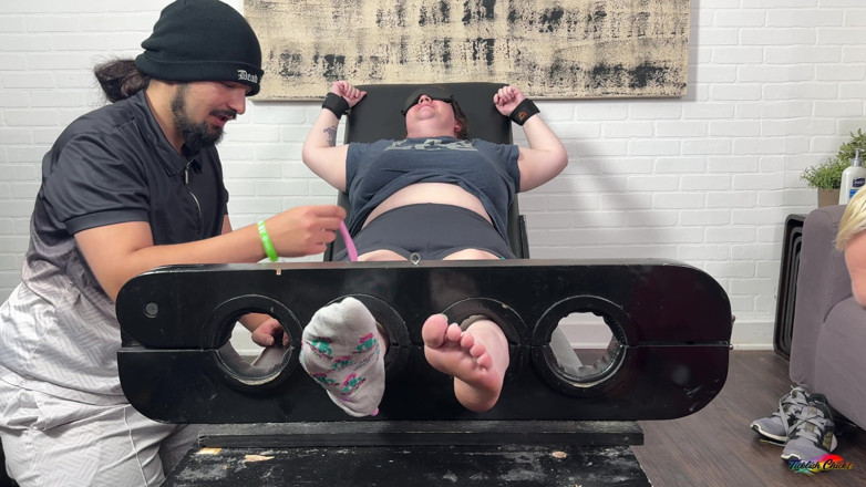 Ticklish Chicks: Tklnurse Tickled Pt 1