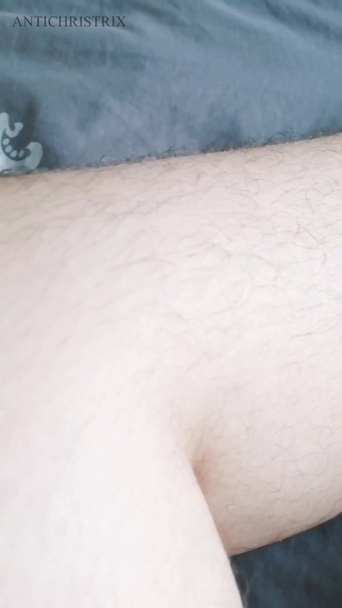 The Antichristrix: 全天然的腿挑逗毛茸茸的和性感的