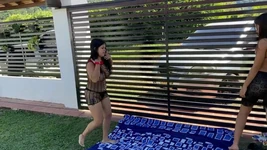 Fotto la mia sorellastra in tutta la casa fino a quando lei non eiacula