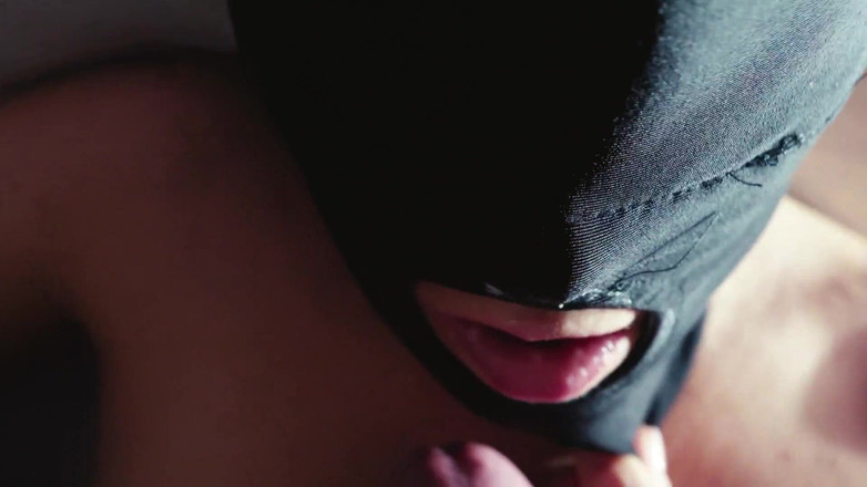 Jay_kate: Tatlı orta yaşlı seksi kadın yarağımı kremle emiyor ve kremlenmiş...