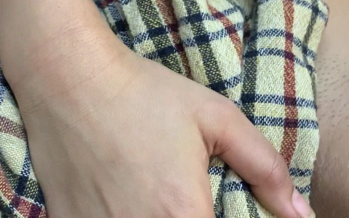 Wicked Aryan: Desperat sexig fru behöver sexuell tillfredsställelse för hennes fitta