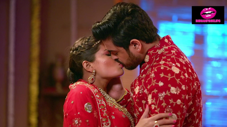 Indianpinklips: Bhabhi desi Mala bermain permainan seks kad, video hindi penuh