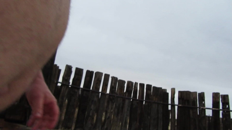 The porky pervert: Amazone du désert, éjaculation 3