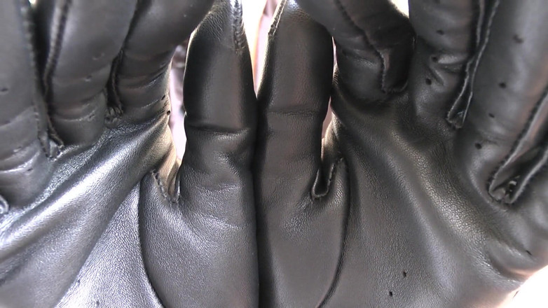 Lady Victoria Valente: Black Leather Gloves-the Scent of Leather Turns You on so...