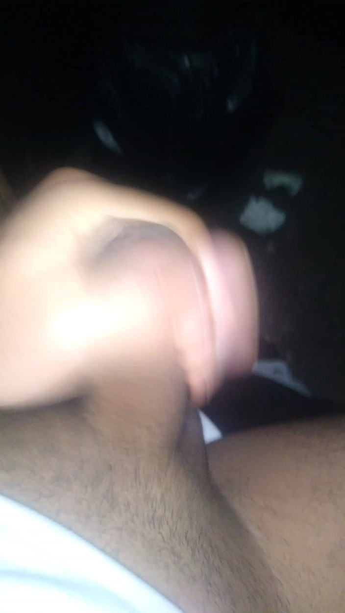 AlexAlejandro13: Vytáhnu to na veřejné záchodě