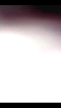 Nevlastní syn šuká svou nevlastní matku pod listy a paroháč si toho nevšimne.