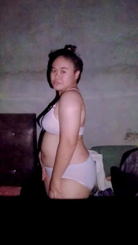 Je suis excitée et je veux de la baise