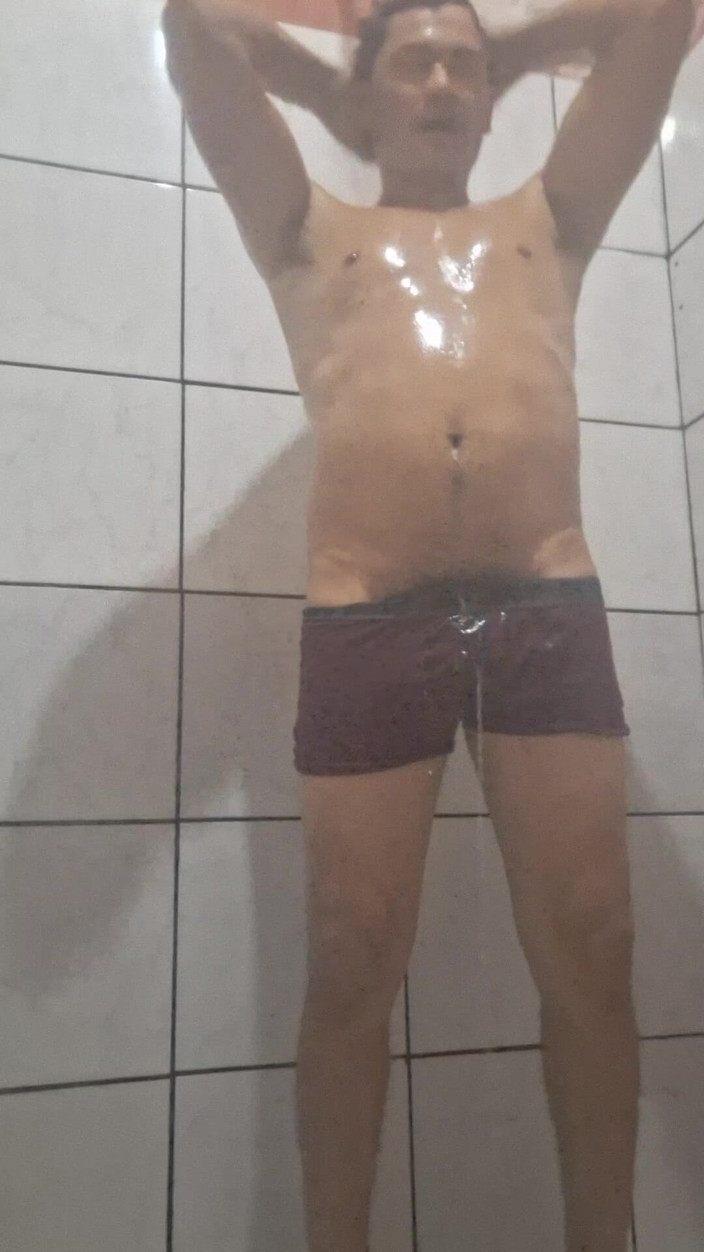 maverickblazesterlingprivate: Après la douche, mon côté coquin