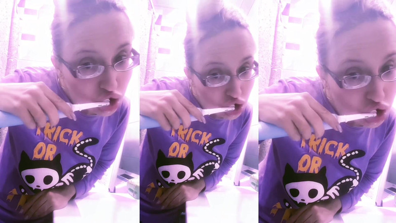 FinDom Goaldigger: Asmr bàn chải đánh răng lắng nghe trong tai nghe