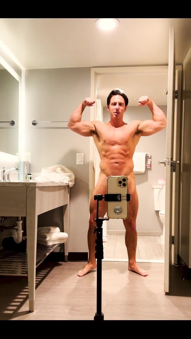 Reese Rideout: Hotel Jo