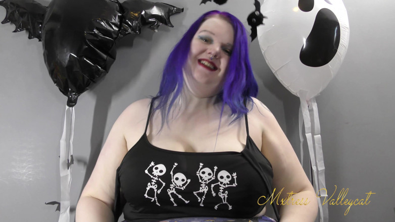 Mxtress Valleycat: Tit teasing temptress