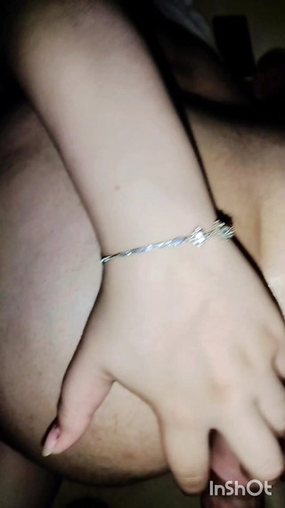 Pakcuple: Sexy Bahbi saje mého šukajícího ptáka, je příliš sexy