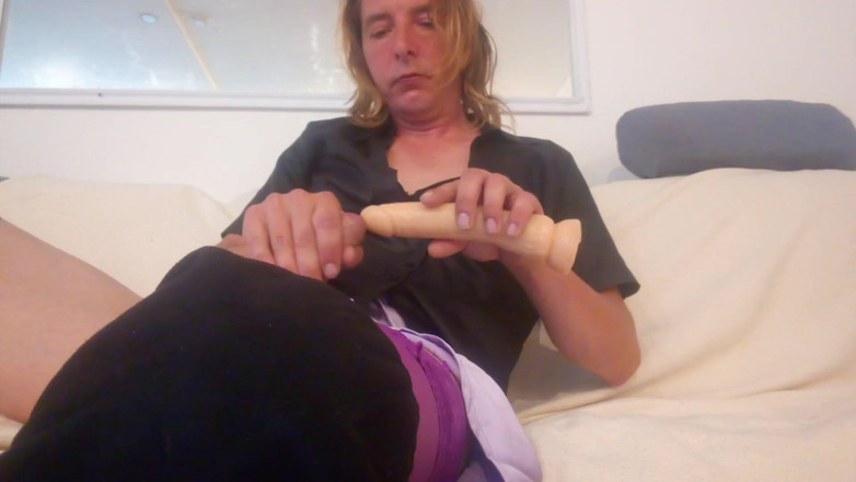 Leatransteen: Leatransteen dildoing, strip and cum in satin