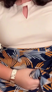 Tranny dziewczyna przygotowuje się przed wielką randką