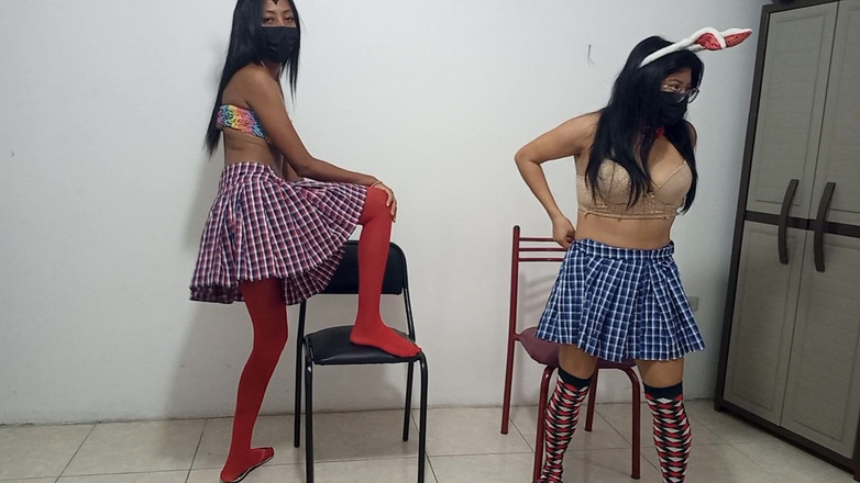 NEGRITA SEXY: 由于我的两个继妹像妓女一样跳舞，性欲增加