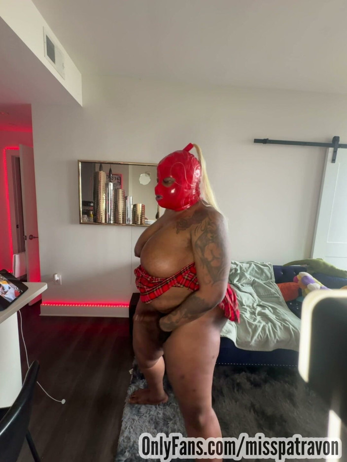 patravontesse: Stepmommy Dearest Patra in Red Latex