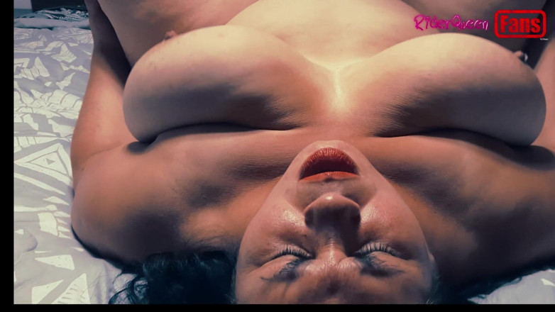 Riderqueen: Macecha šuká v posteli, pouze fanoušci ve zpomaleném záběru, misionář a...