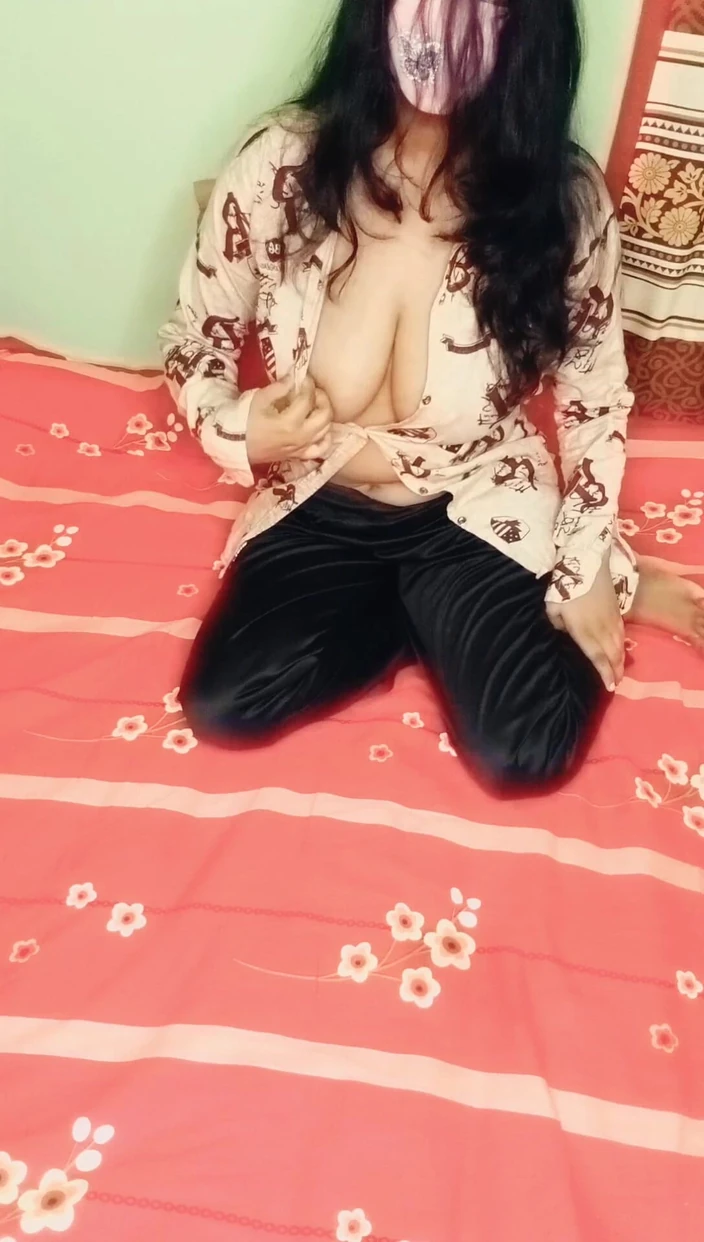 Squirting My Tight Teen Pussy in a Boyfriends Room