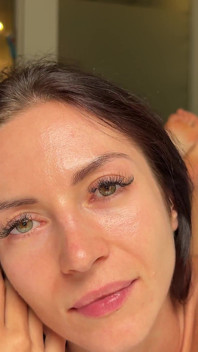 Nude - adoração de corpo inteiro com close-ups e rosto sentado 4K